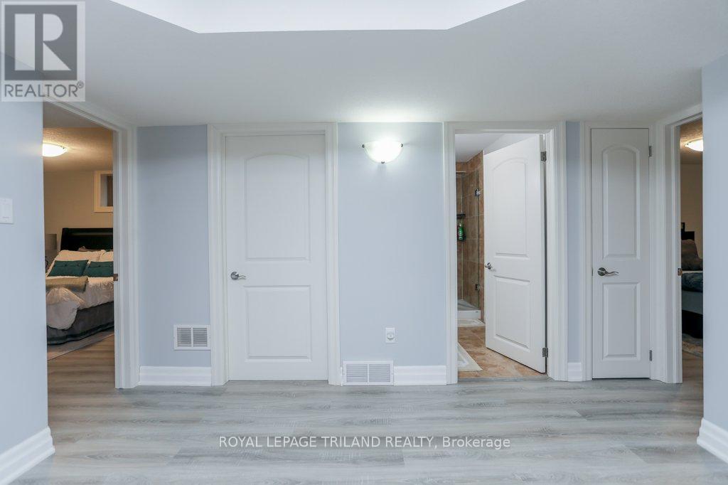 8 - 1 St Johns Drive, Middlesex Centre, Ontario  N0M 1C0 - Photo 40 - X12074000
