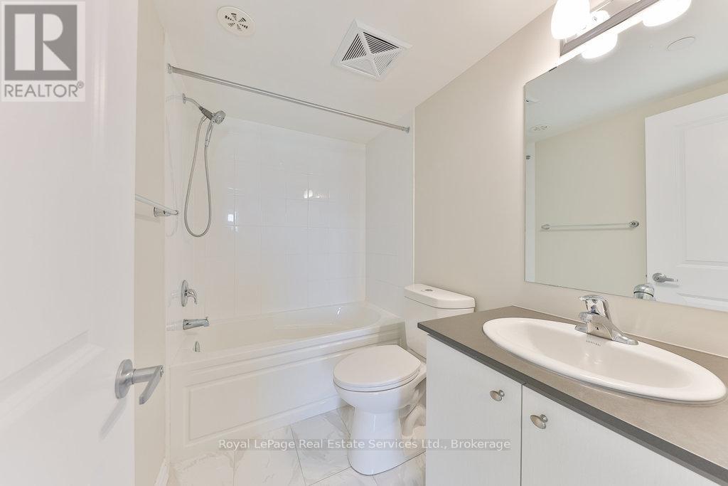 14 - 3580 Lake Shore Boulevard W, Toronto (Long Branch), Ontario  M8W 1N6 - Photo 24 - W12074027