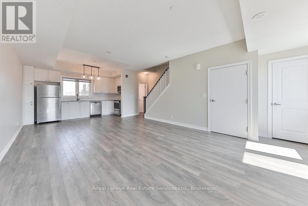 14 - 3580 Lake Shore Boulevard W, Toronto (Long Branch), Ontario  M8W 1N6 - Photo 8 - W12074027