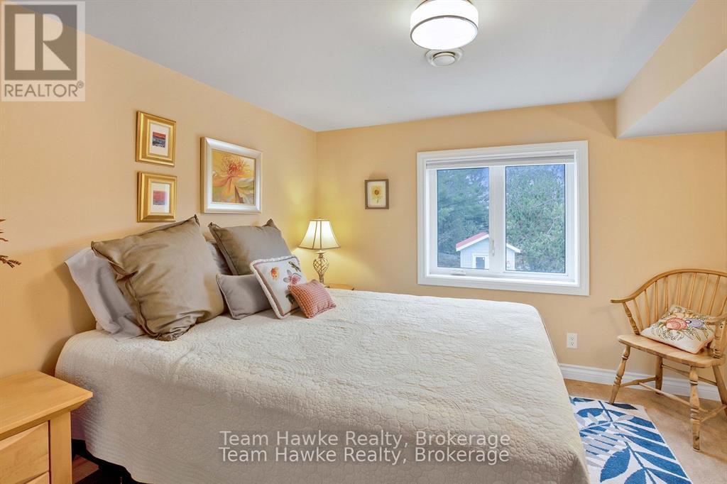 33 Wendake Road, Tiny, Ontario  L0L 2T0 - Photo 27 - S12073928