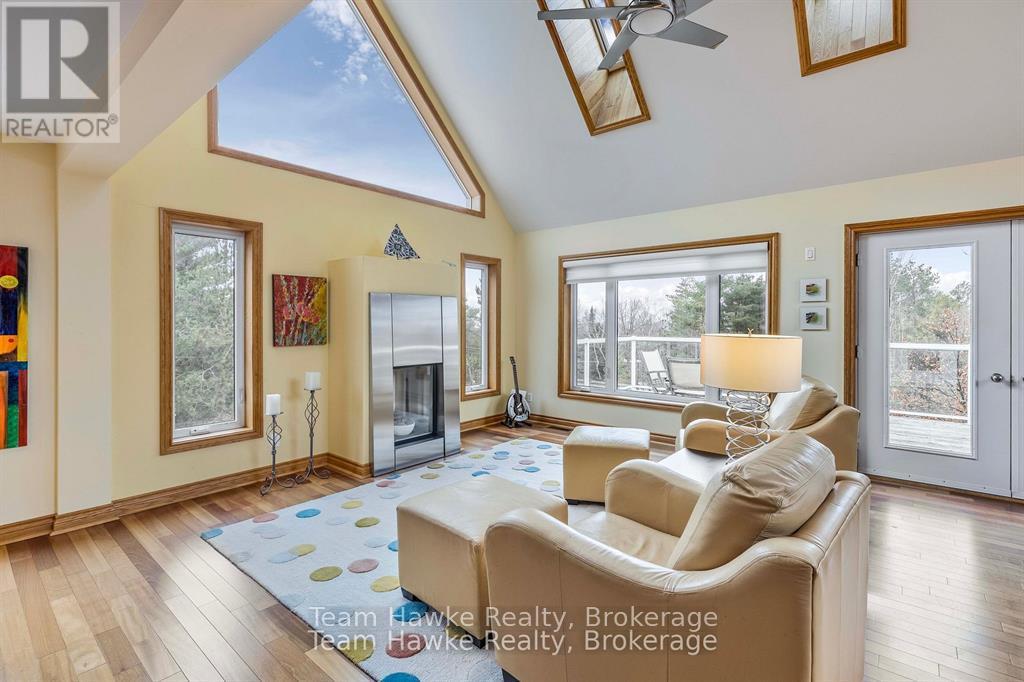 33 Wendake Road, Tiny, Ontario  L0L 2T0 - Photo 6 - S12073928