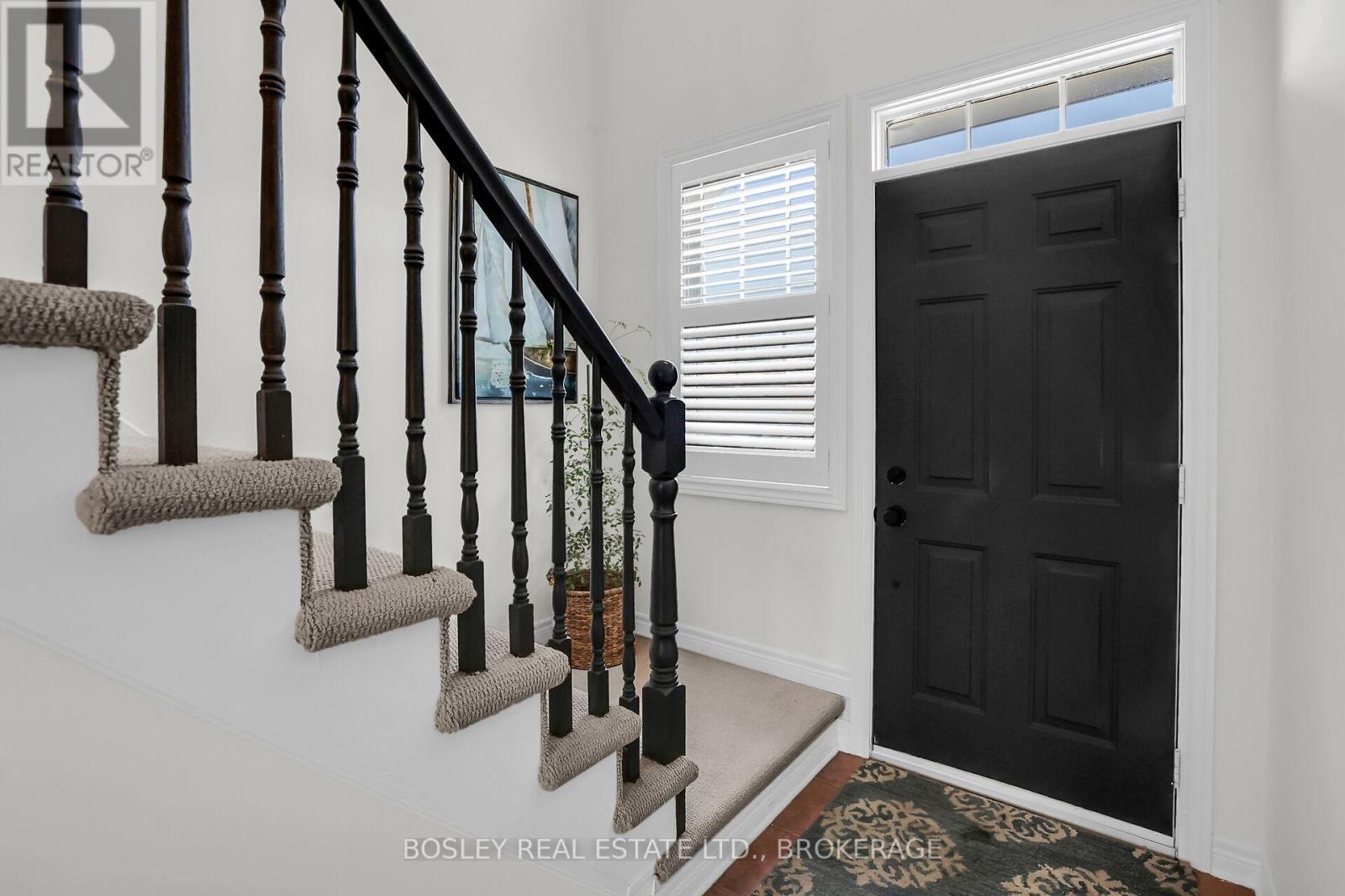 3 - 608 Simcoe Street, Niagara-On-The-Lake, Ontario  L0S 1J0 - Photo 3 - X12073977