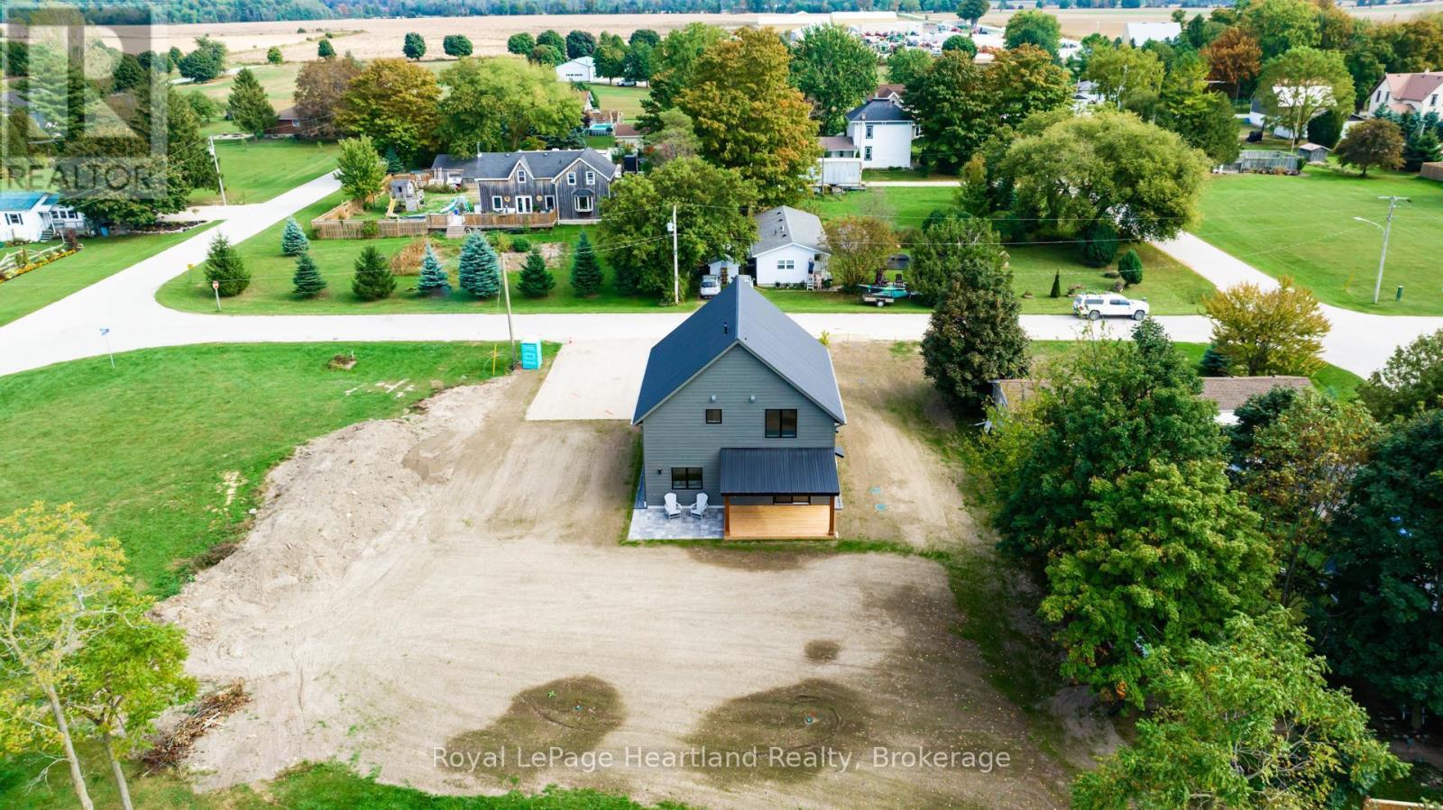 89 Isobel Street, Ashfield-Colborne-Wawanosh, Ontario  N0M 1R0 - Photo 46 - X12073912