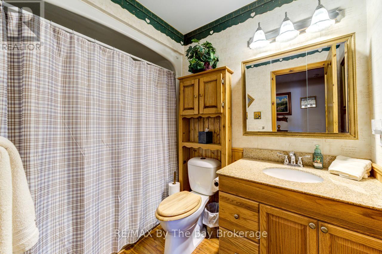 15 Pridham Court, Wasaga Beach, Ontario  L9Z 1M4 - Photo 20 - S12064816