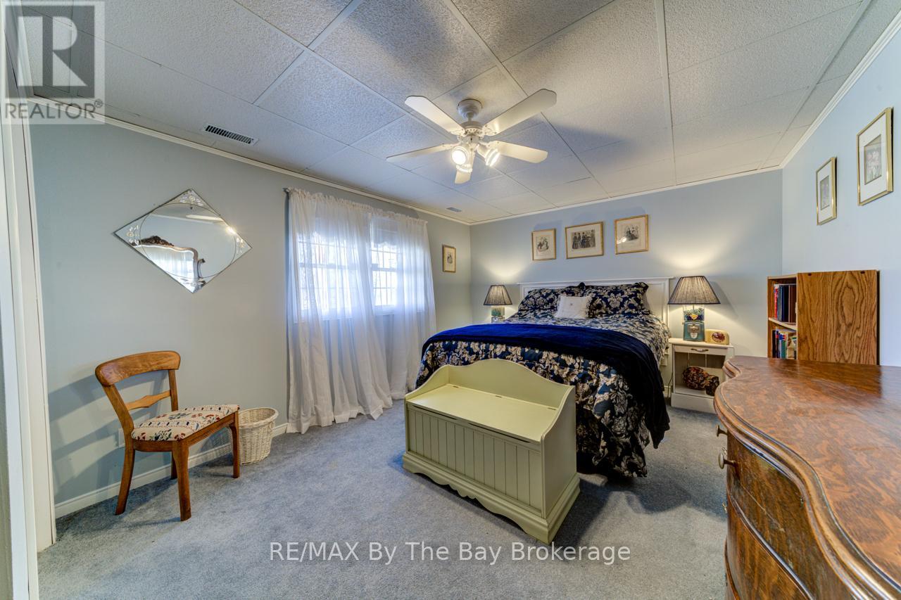 15 Pridham Court, Wasaga Beach, Ontario  L9Z 1M4 - Photo 28 - S12064816