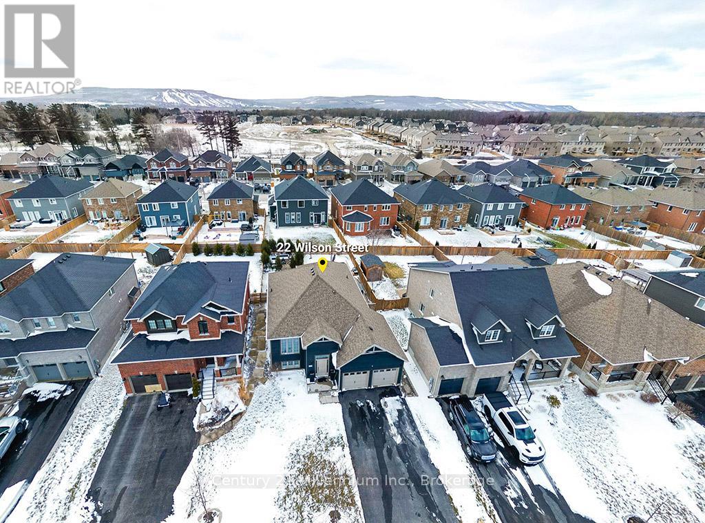 22 Wilson Street, Collingwood, Ontario  L9Y 0Y9 - Photo 2 - S12074040