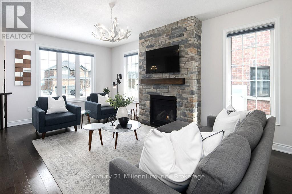 22 Wilson Street, Collingwood, Ontario  L9Y 0Y9 - Photo 3 - S12074040