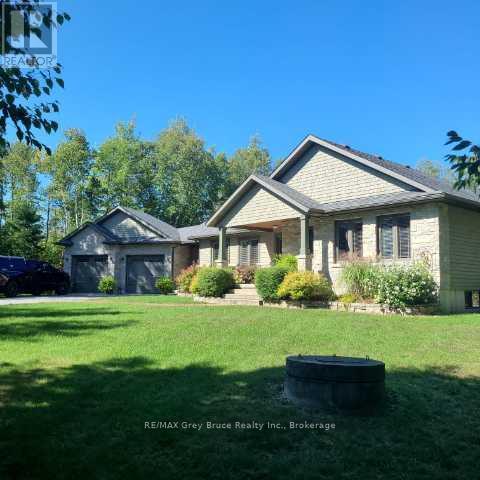 40 PINE FOREST DRIVE, South Bruce Peninsula, Ontario
