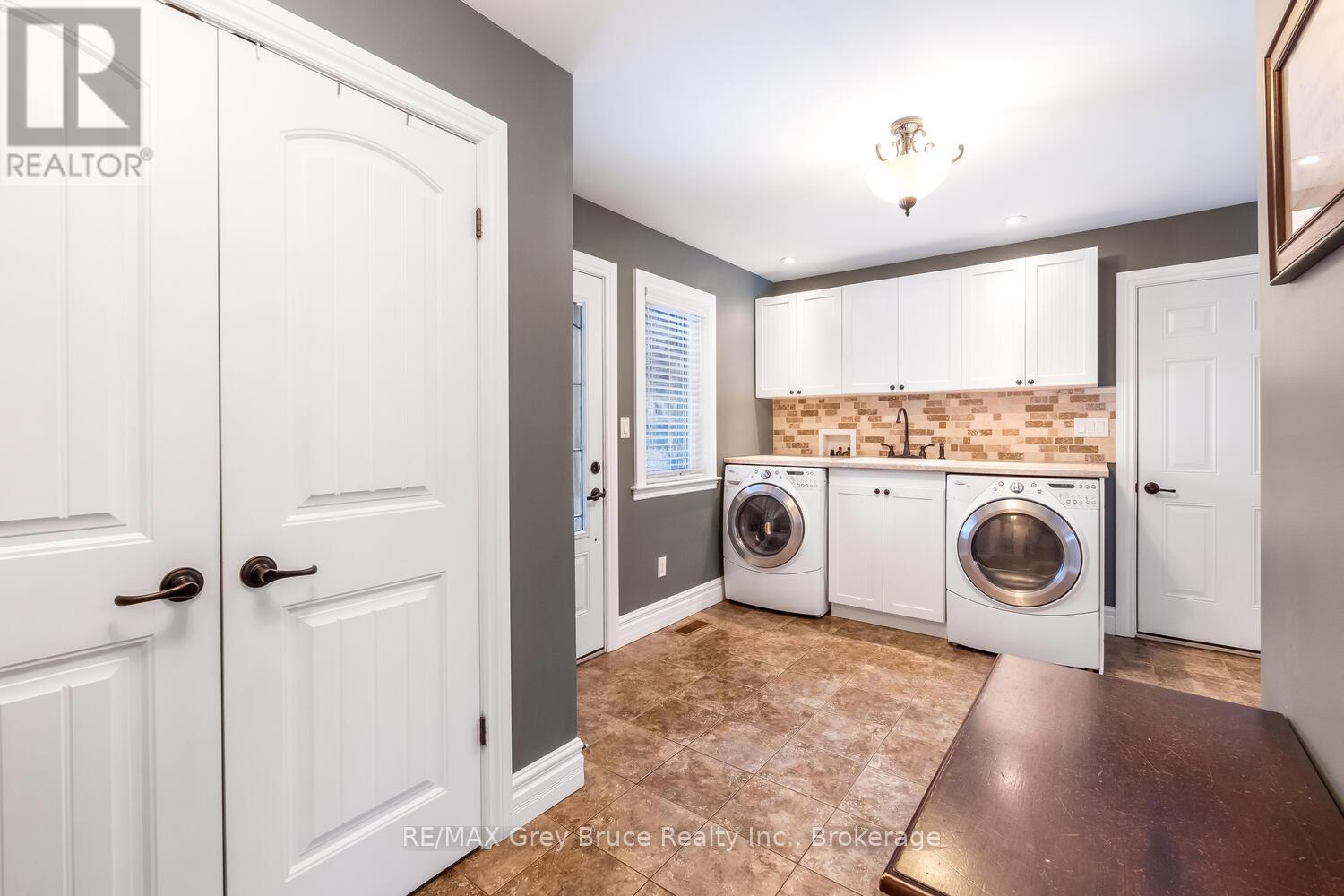 40 Pine Forest Drive, South Bruce Peninsula, Ontario  N0H 2G0 - Photo 25 - X11958309