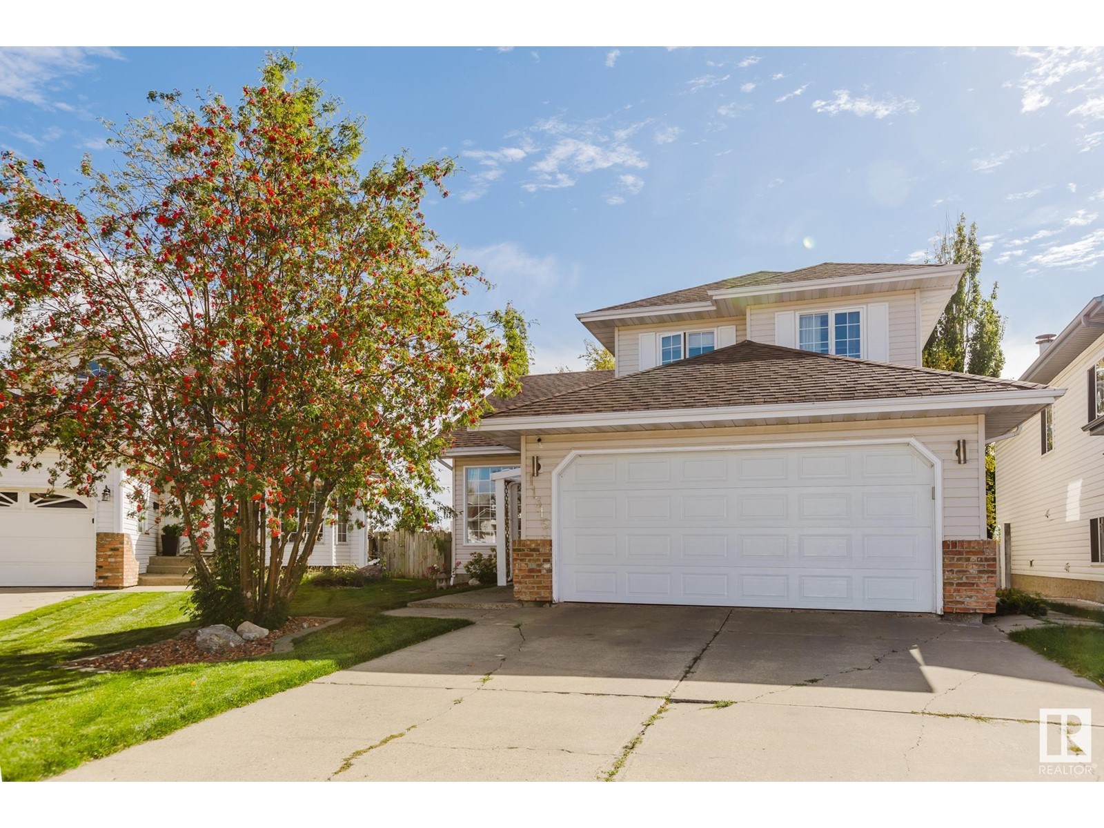 Property at 11315 8 AV NW image 1
