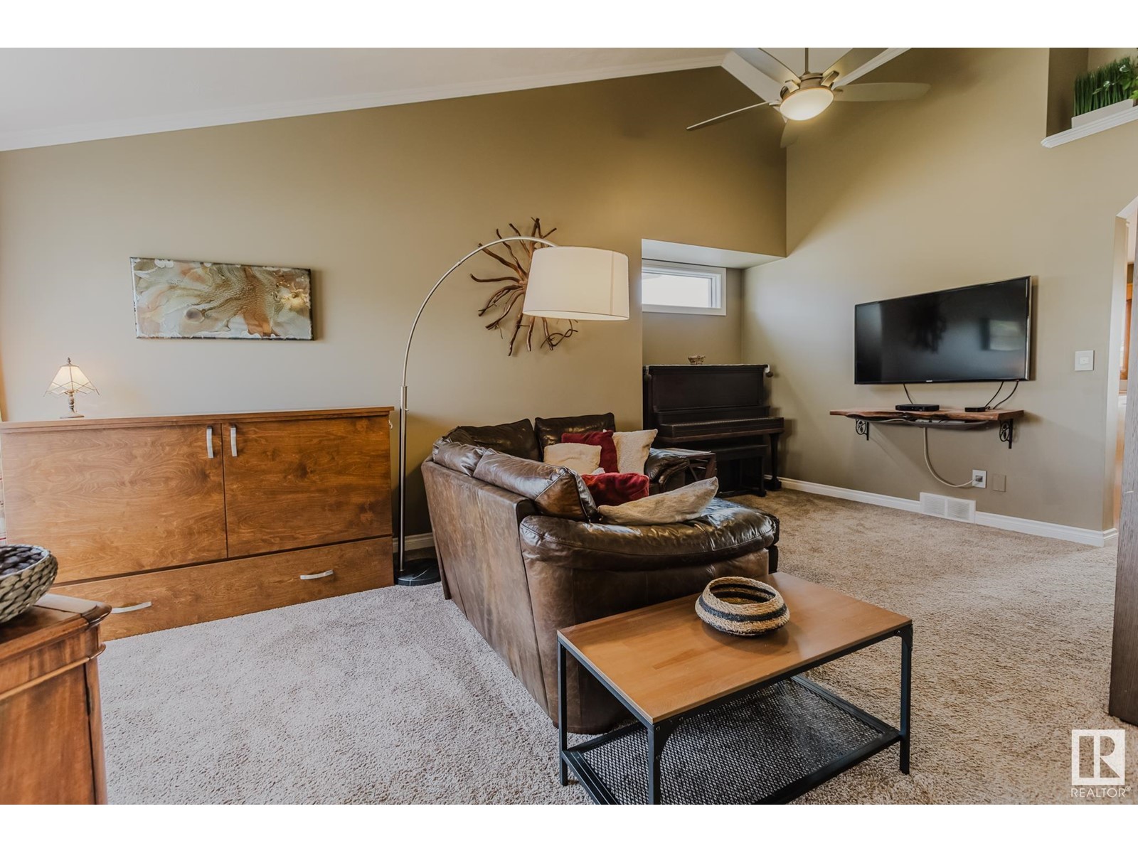 Property at 11315 8 AV NW image 5