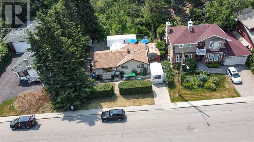 Property at 8123 33 Avenue NW image 4