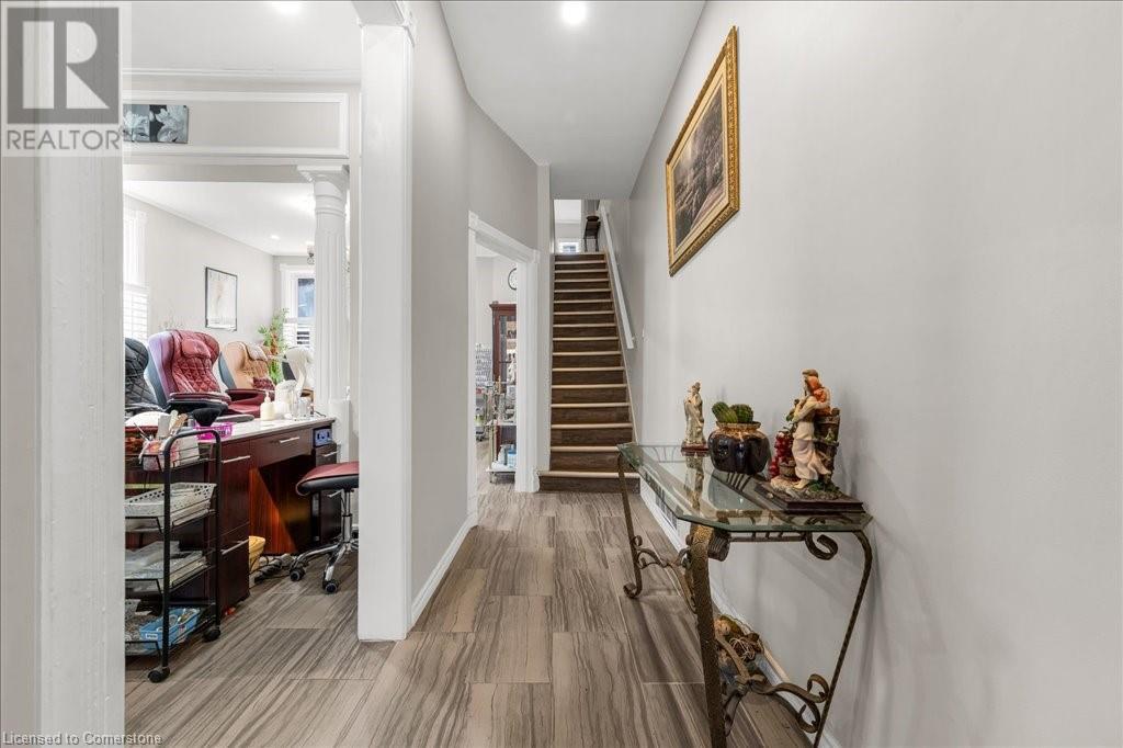 Property at 123 MARKET Street image 4