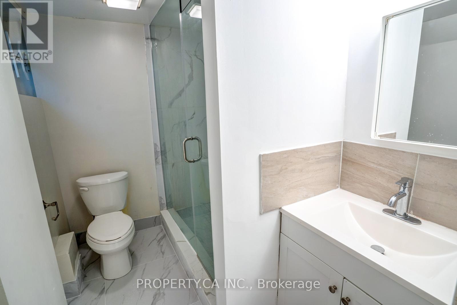 Bsmnt - 61 Squires Avenue, Toronto, Ontario  M4B 2R6 - Photo 21 - E12073994