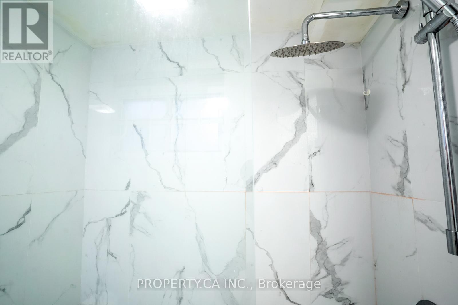 Bsmnt - 61 Squires Avenue, Toronto, Ontario  M4B 2R6 - Photo 22 - E12073994