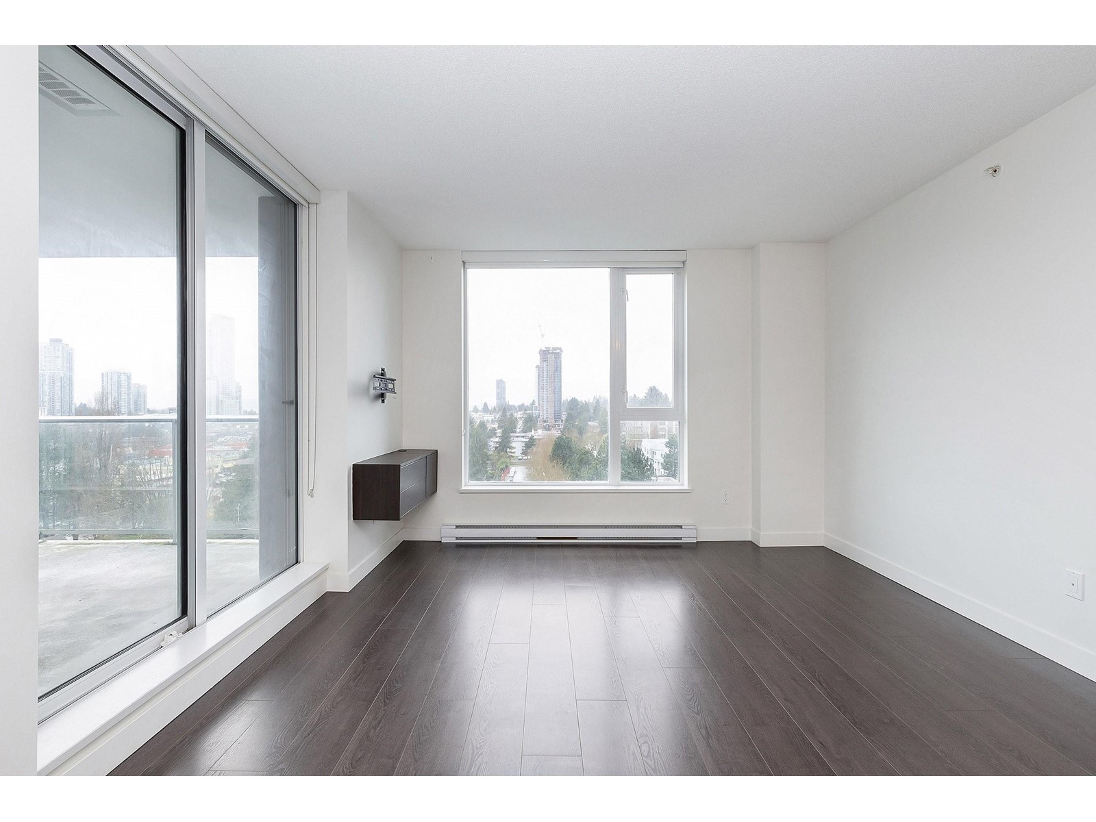 1509 13750 100 Avenue, Surrey, British Columbia  V3T 0L3 - Photo 3 - R2988418