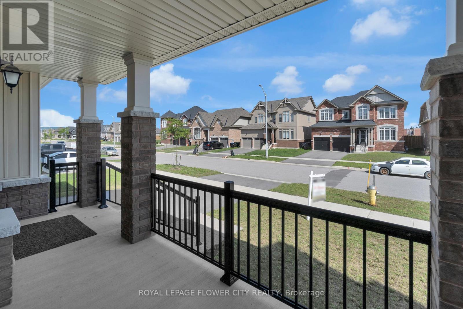 Property at 104 KIRBY AVENUE image 3