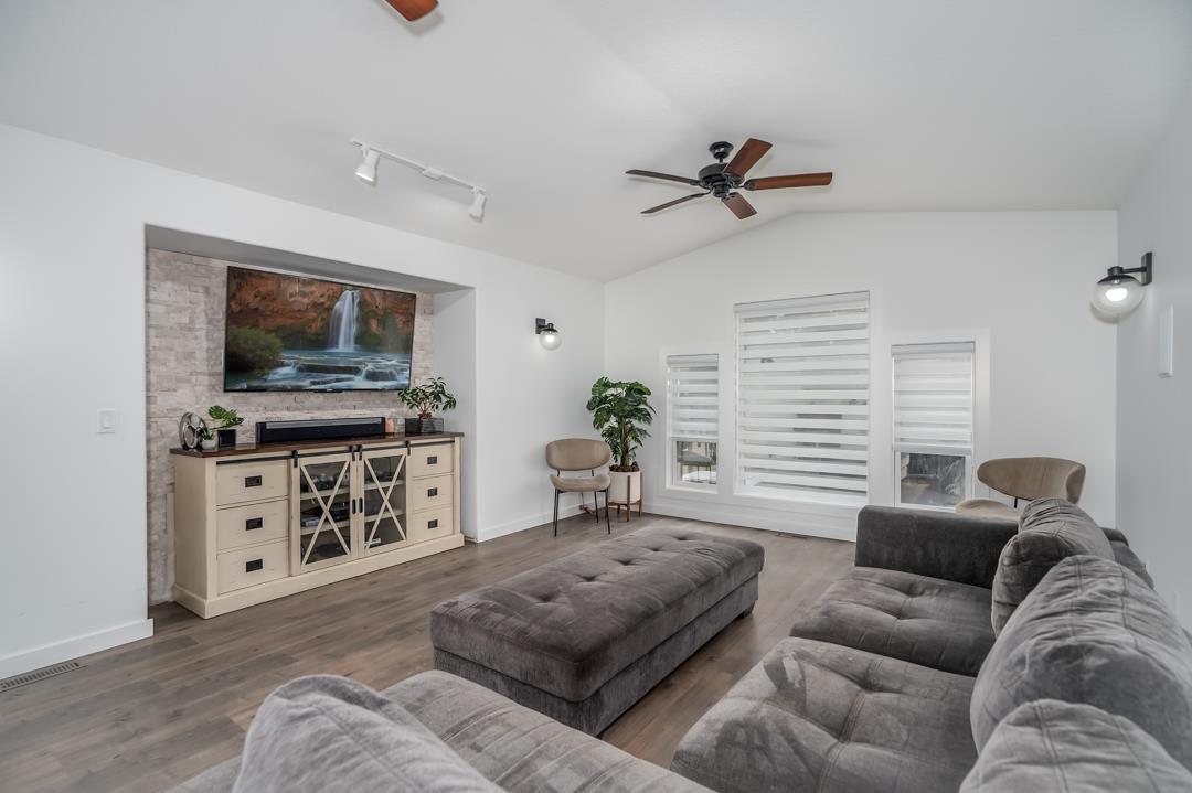 4436 203 Street, Langley, British Columbia  V3A 6P7 - Photo 12 - R2988351