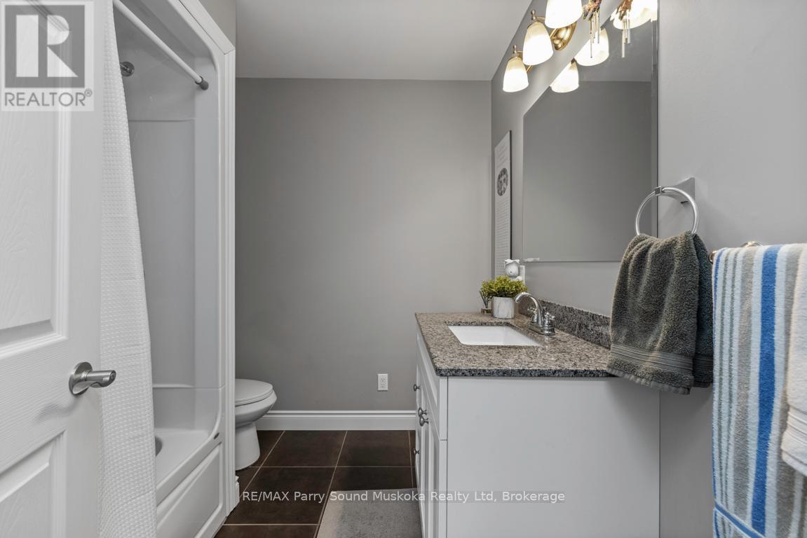 52 Meadows Avenue, Tay, Ontario  L0K 2C0 - Photo 27 - S11952996