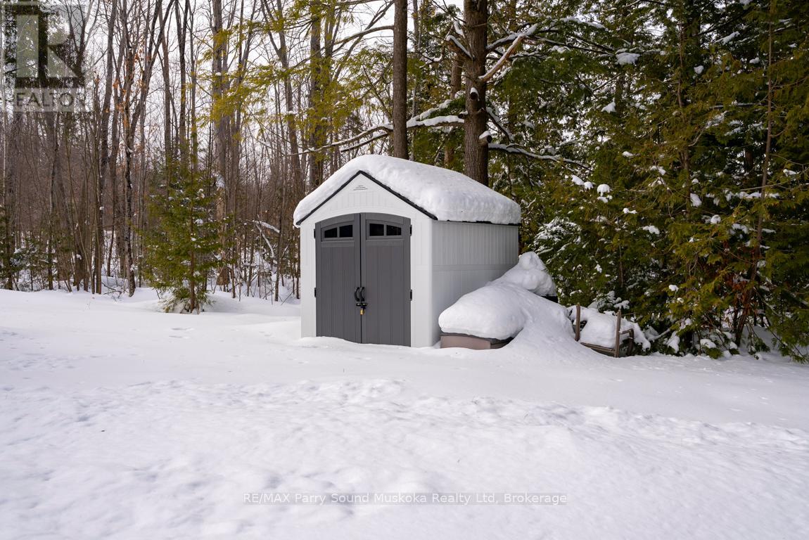 52 Meadows Avenue, Tay, Ontario  L0K 2C0 - Photo 38 - S11952996