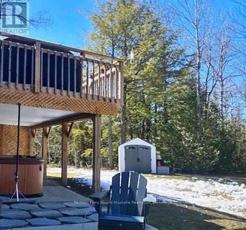 52 Meadows Avenue, Tay, Ontario  L0K 2C0 - Photo 7 - S11952996