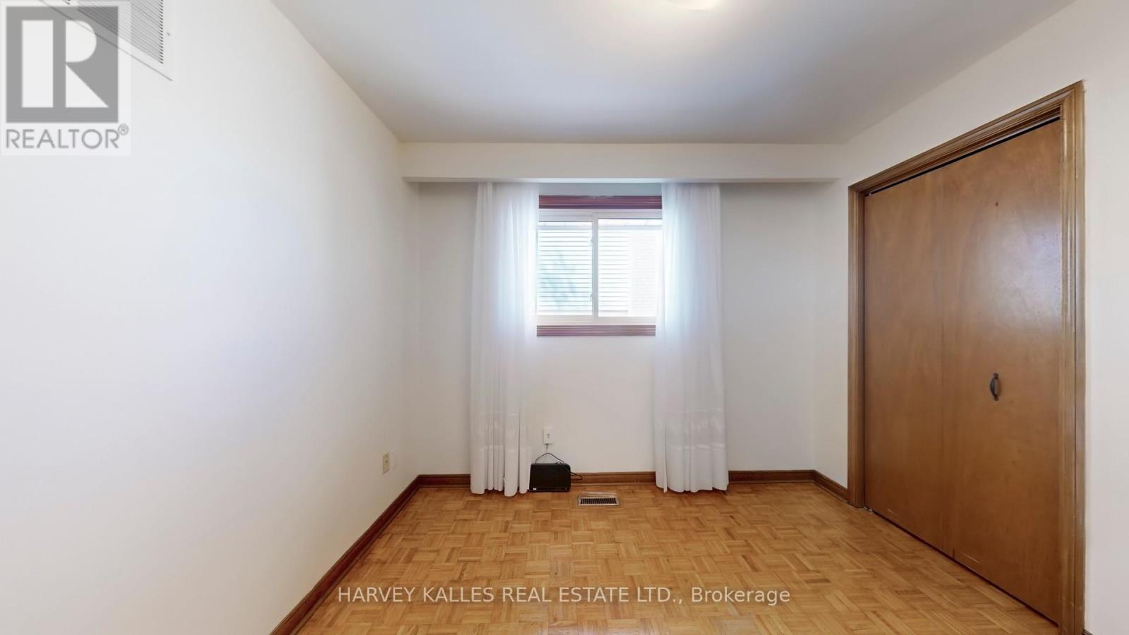 2176 Stanfield Road, Mississauga, Ontario  L4Y 1R5 - Photo 17 - W12073920