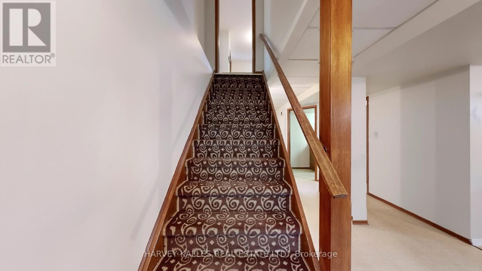 2176 Stanfield Road, Mississauga, Ontario  L4Y 1R5 - Photo 23 - W12073920