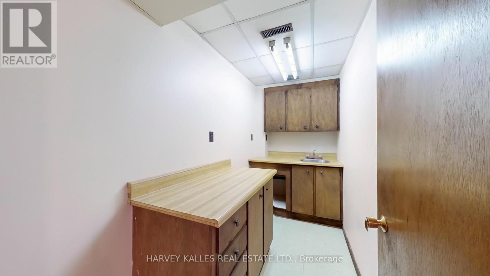 2176 Stanfield Road, Mississauga, Ontario  L4Y 1R5 - Photo 28 - W12073920