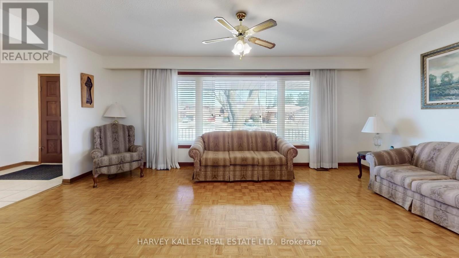 2176 Stanfield Road, Mississauga, Ontario  L4Y 1R5 - Photo 7 - W12073920
