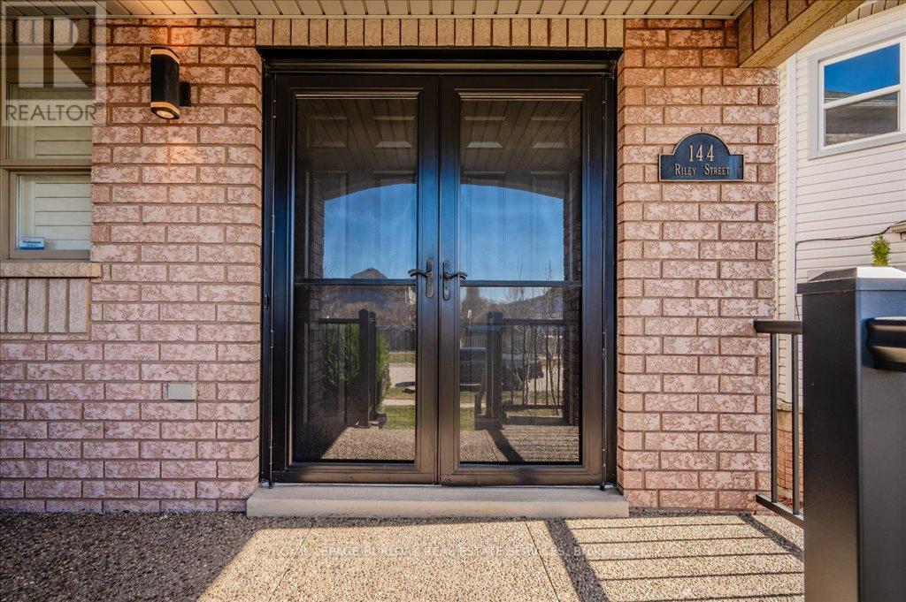 Property at 144 RILEY STREET image 5