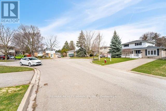 Property at 4 PACER COURT image 2