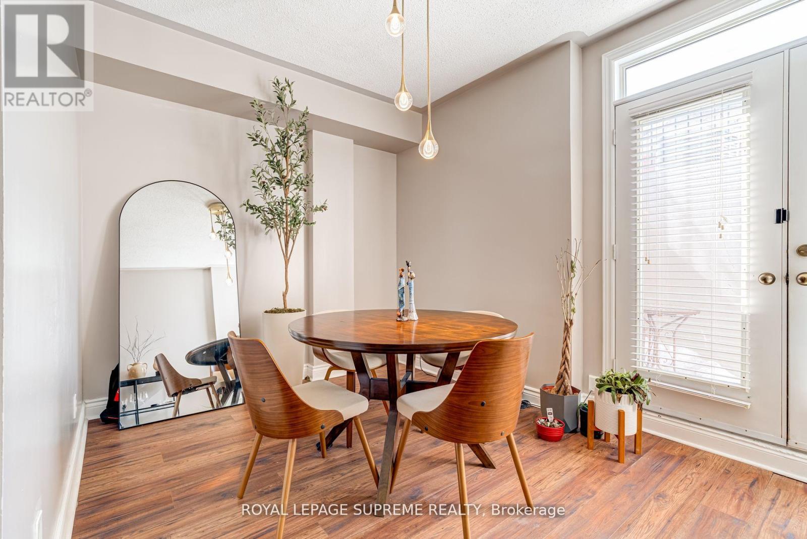 184 Wiltshire Avenue, Toronto, Ontario  M6N 5G2 - Photo 20 - W12074029