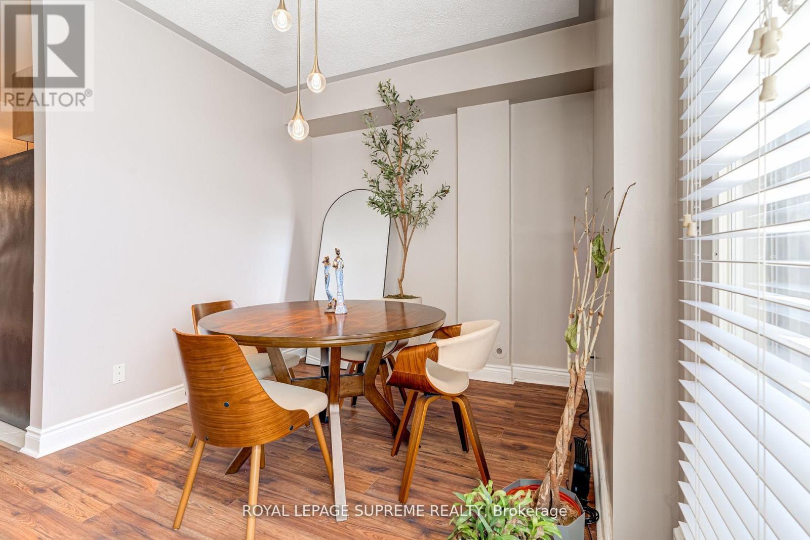 184 Wiltshire Avenue, Toronto, Ontario  M6N 5G2 - Photo 22 - W12074029