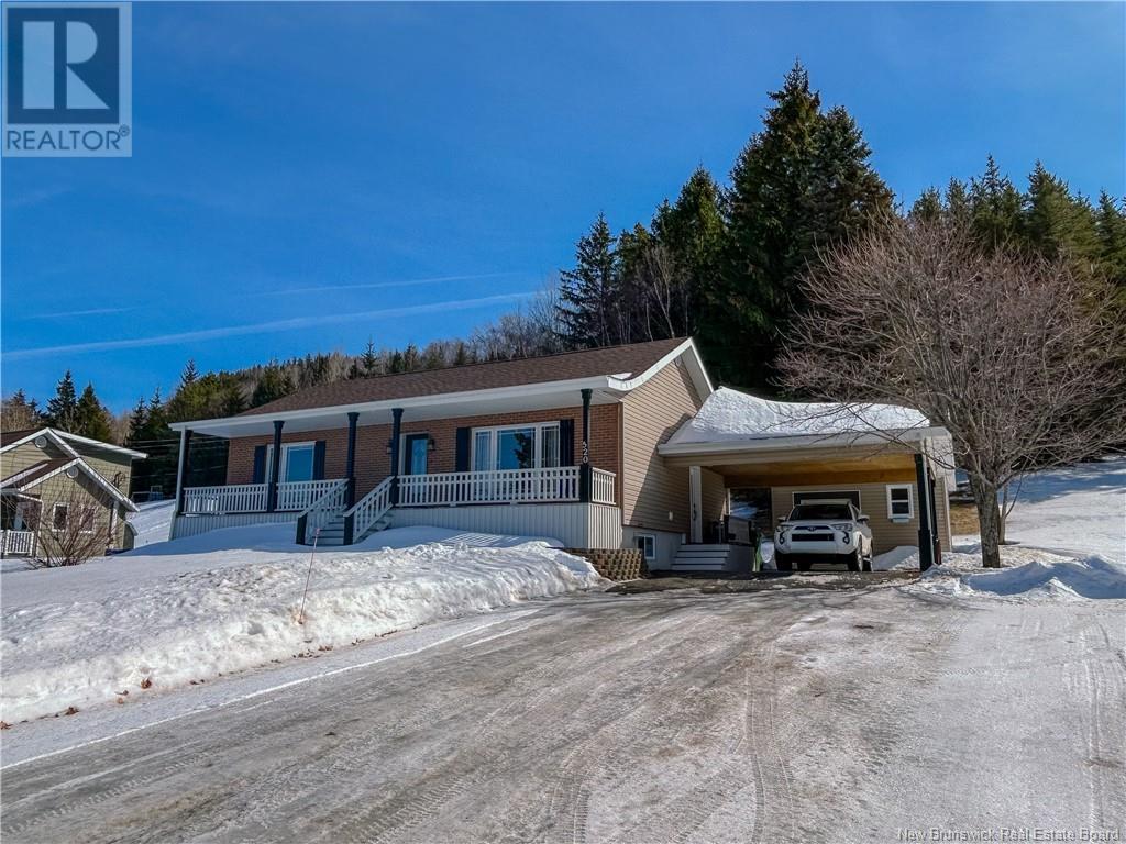 Property at 520 Vanier Street image 2
