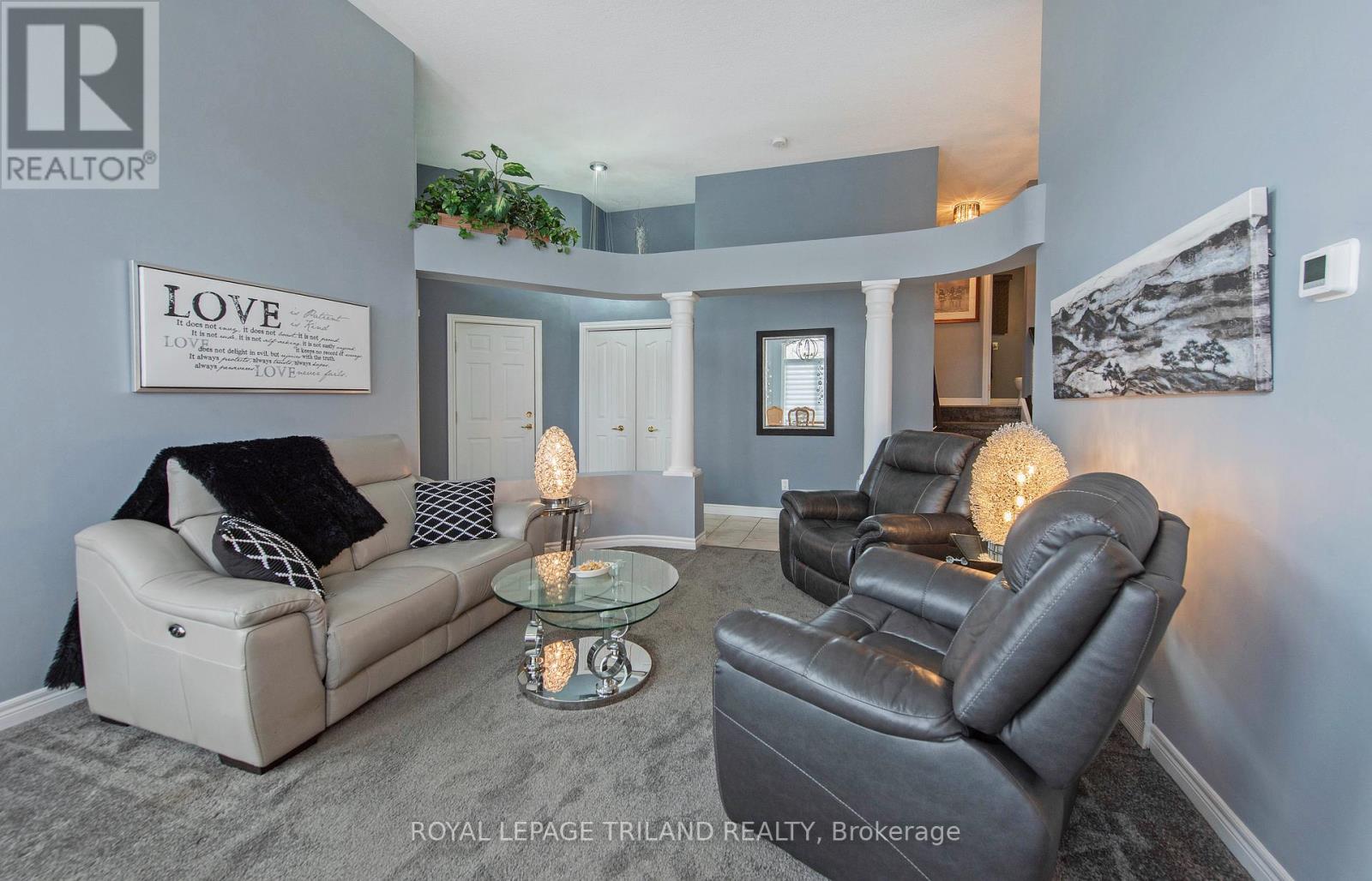 Photo 9 of 48 for 2 Galbraith Court