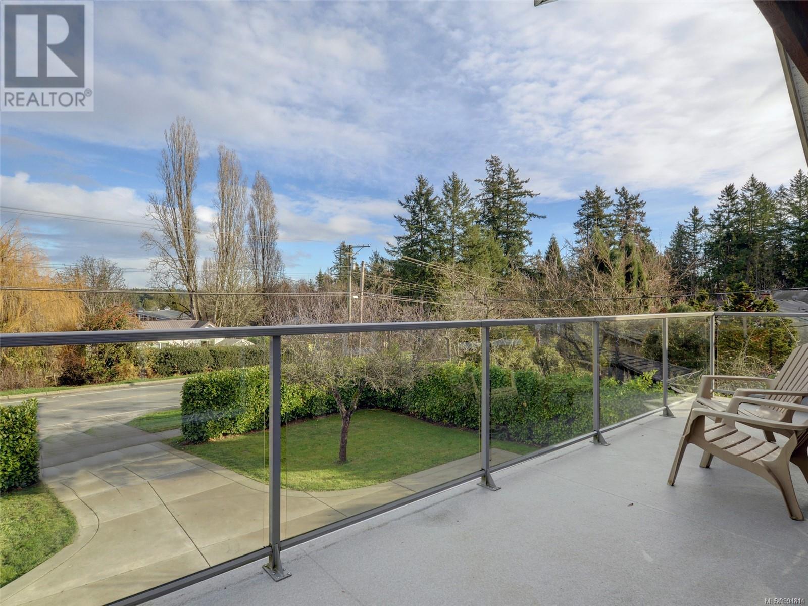 Property at 7224 East Saanich Rd image 3