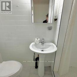 106 - 206 Carlton Street, Toronto, Ontario  M5A 2L1 - Photo 4 - C12062013