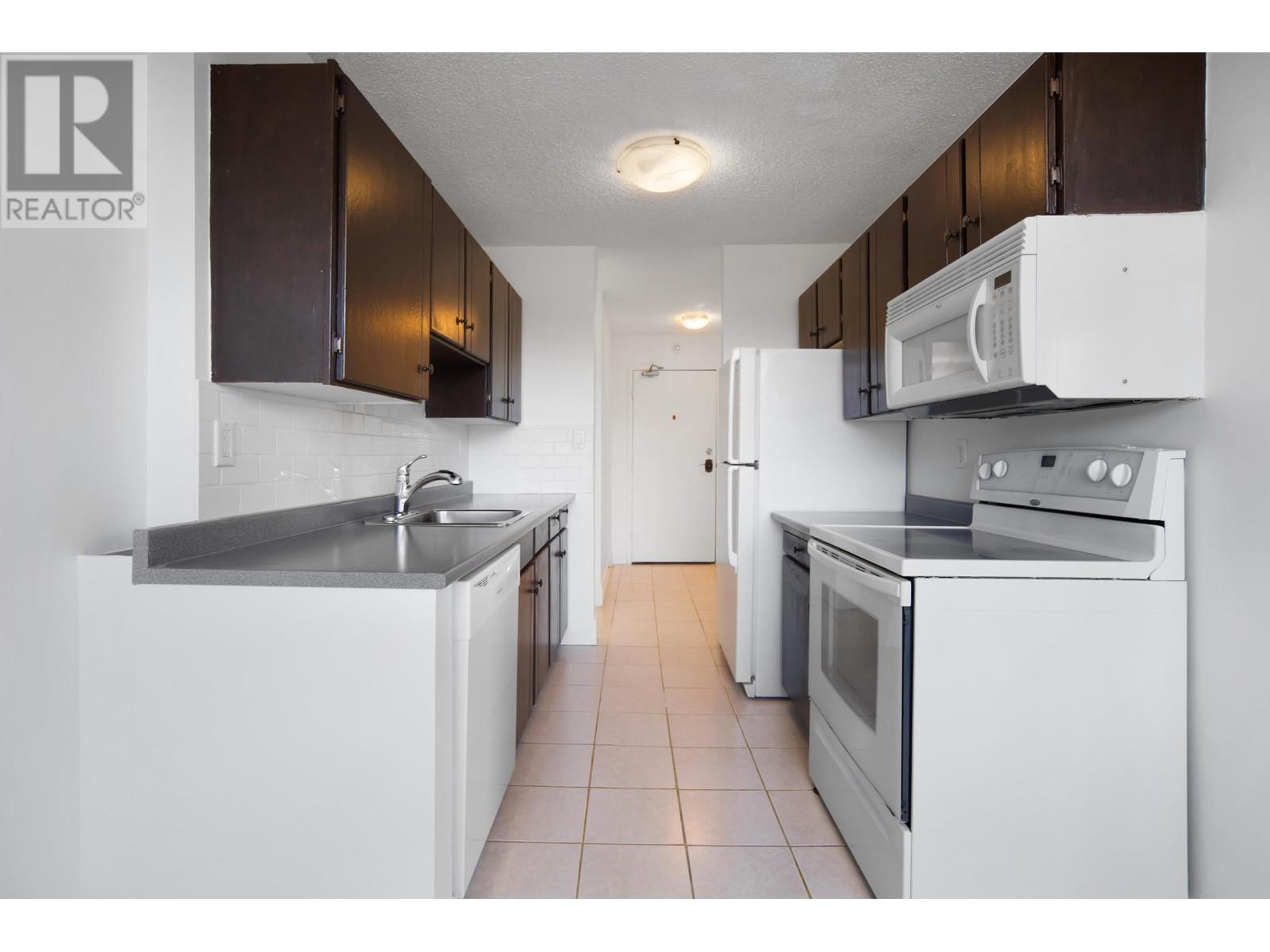 303 740 Hamilton Street, New Westminster, British Columbia  V3M 5T7 - Photo 11 - R2988834