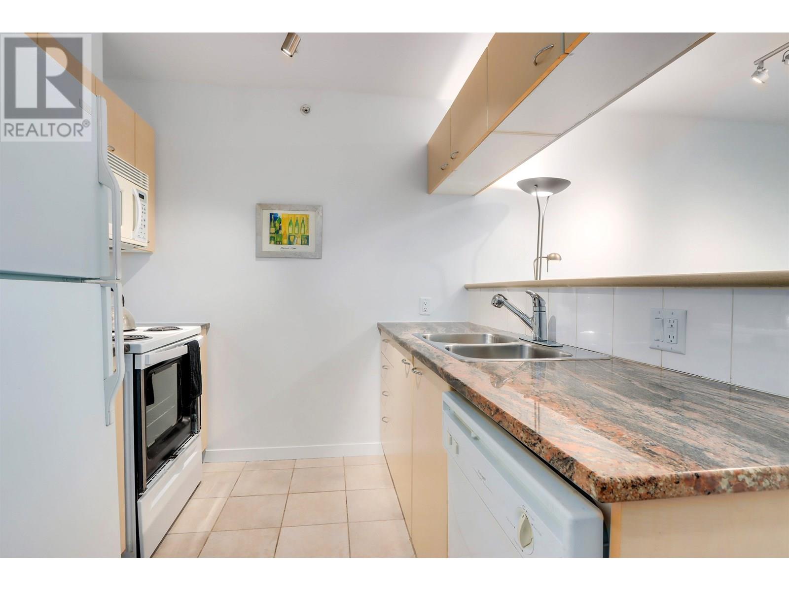 2605 1331 Alberni Street, Vancouver, British Columbia  V6E 4S1 - Photo 10 - R2988844