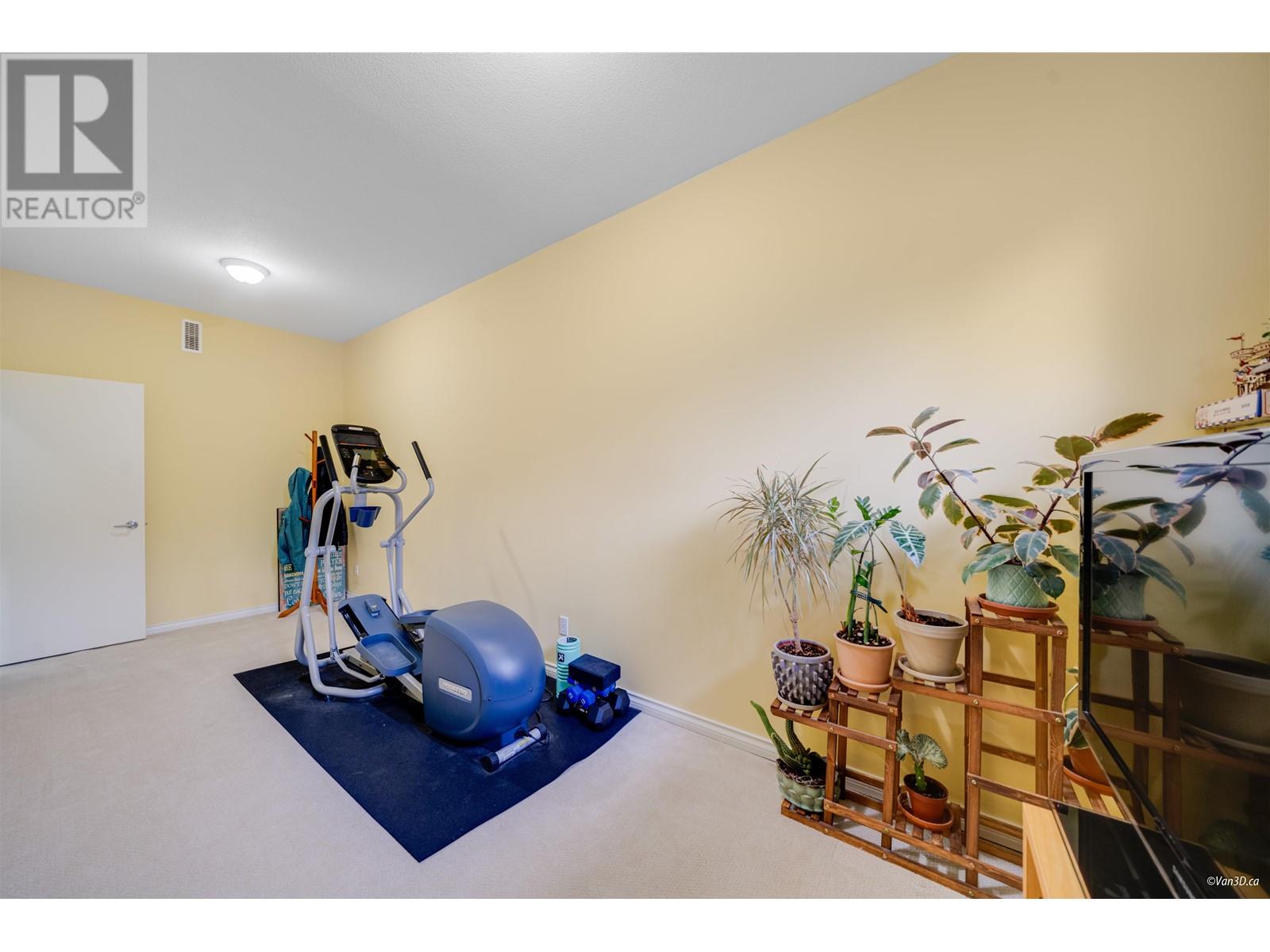 7386 Hawthorne Terrace, Burnaby, British Columbia  V5E 4M4 - Photo 24 - R2988847