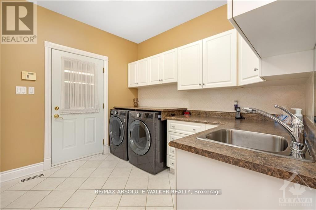 2501 Kearns Way, Ottawa, Ontario  K4P 1R9 - Photo 18 - X12074212