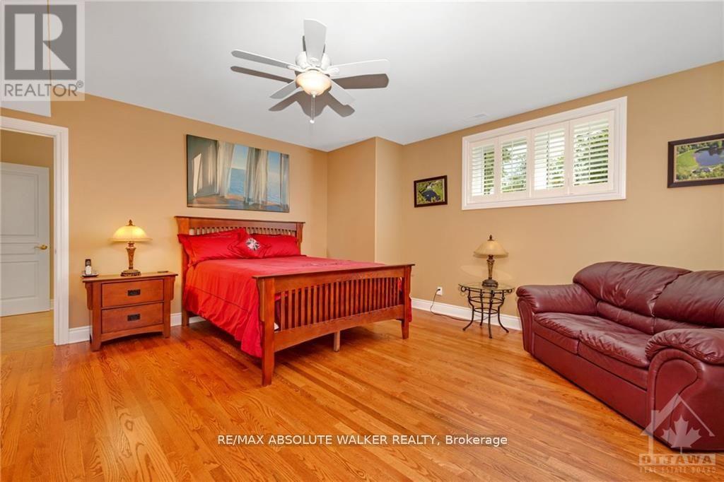 2501 Kearns Way, Ottawa, Ontario  K4P 1R9 - Photo 23 - X12074212
