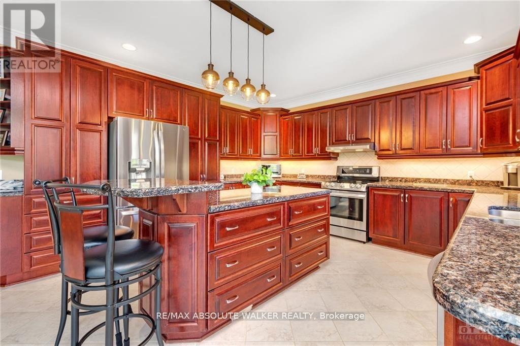 2501 Kearns Way, Ottawa, Ontario  K4P 1R9 - Photo 8 - X12074212