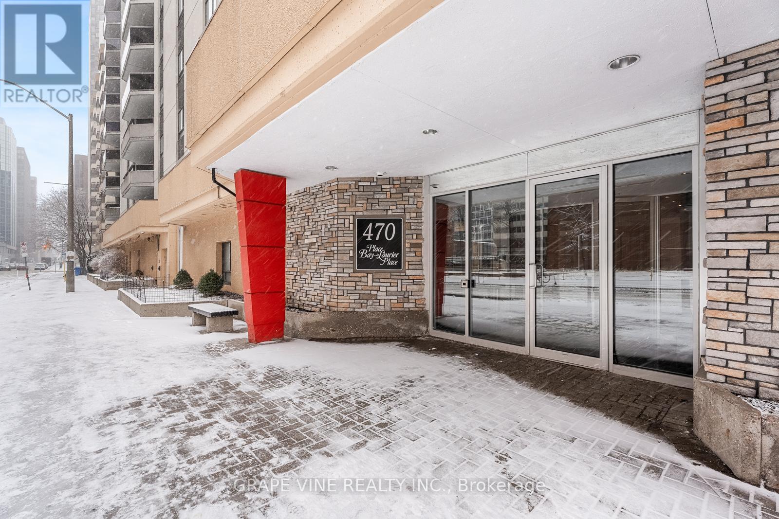 907 - 470 Laurier Avenue W, Ottawa, Ontario  K1R 7W9 - Photo 3 - X12074233