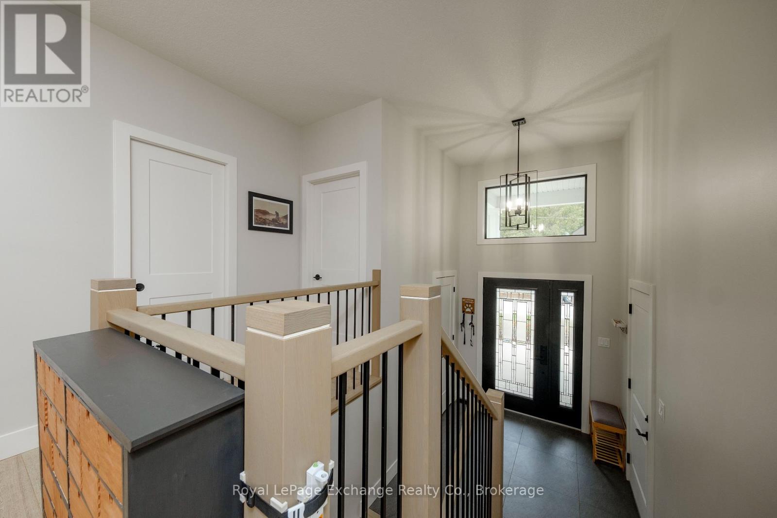 33 Madwayosh Street, Saugeen Shores, Ontario  N0H 2L0 - Photo 12 - X12073229