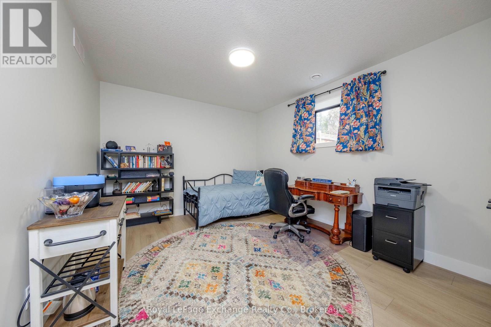 33 Madwayosh Street, Saugeen Shores, Ontario  N0H 2L0 - Photo 26 - X12073229