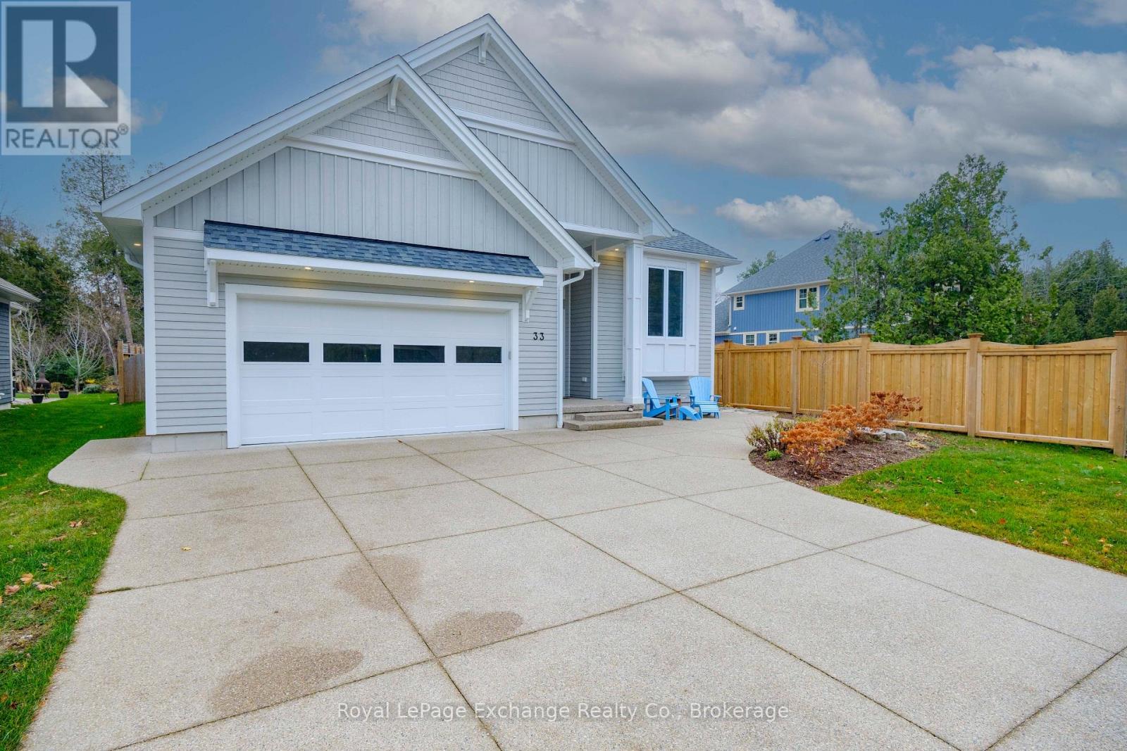 33 Madwayosh Street, Saugeen Shores, Ontario  N0H 2L0 - Photo 5 - X12073229