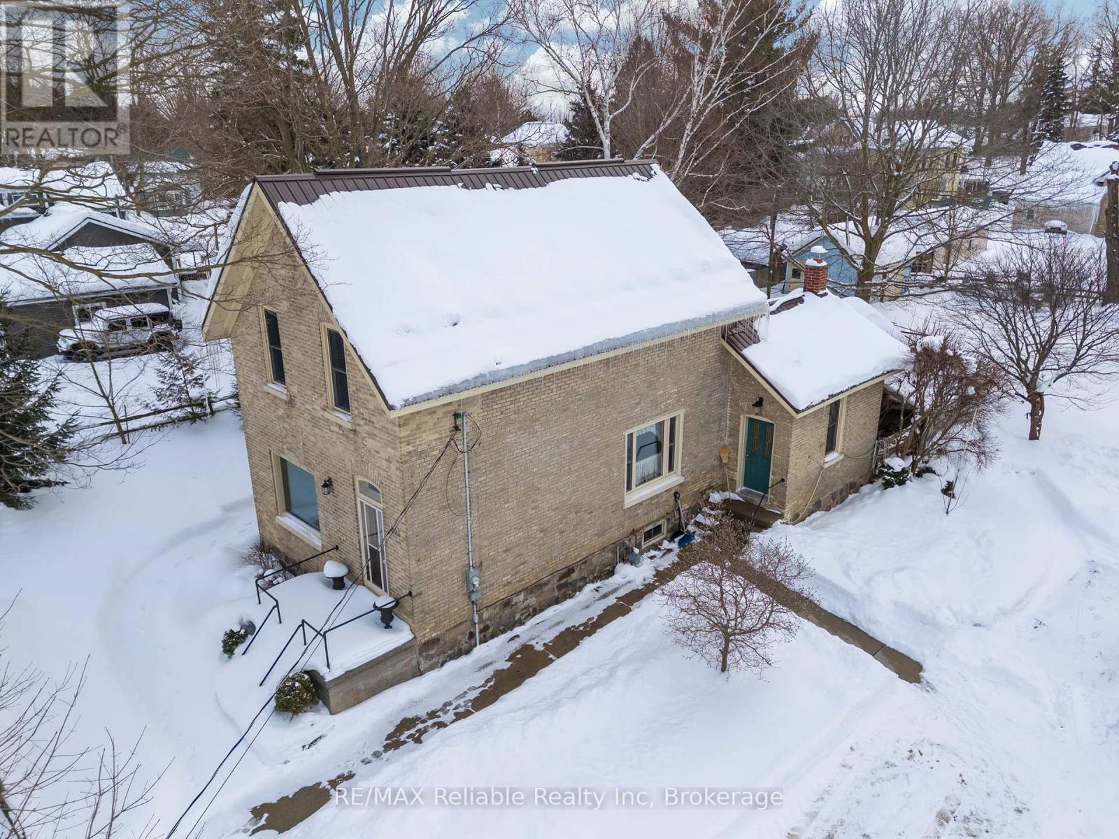 293 Drummond Street, North Huron, Ontario  N0M 1H0 - Photo 36 - X11970380