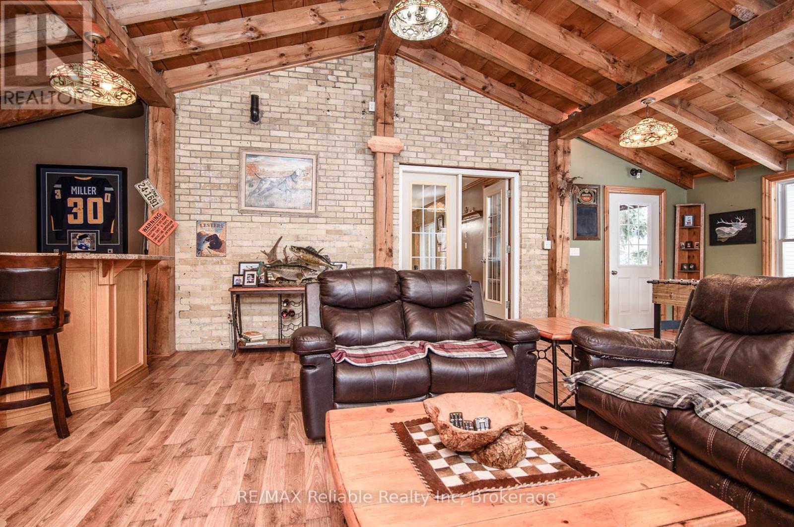 209 Hamilton Street W, North Huron, Ontario  N0M 1H0 - Photo 18 - X12042167
