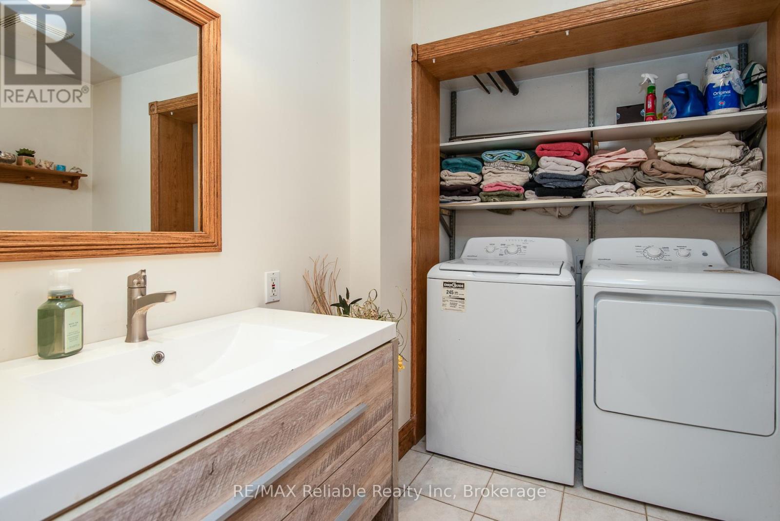 209 Hamilton Street W, North Huron, Ontario  N0M 1H0 - Photo 35 - X12042167